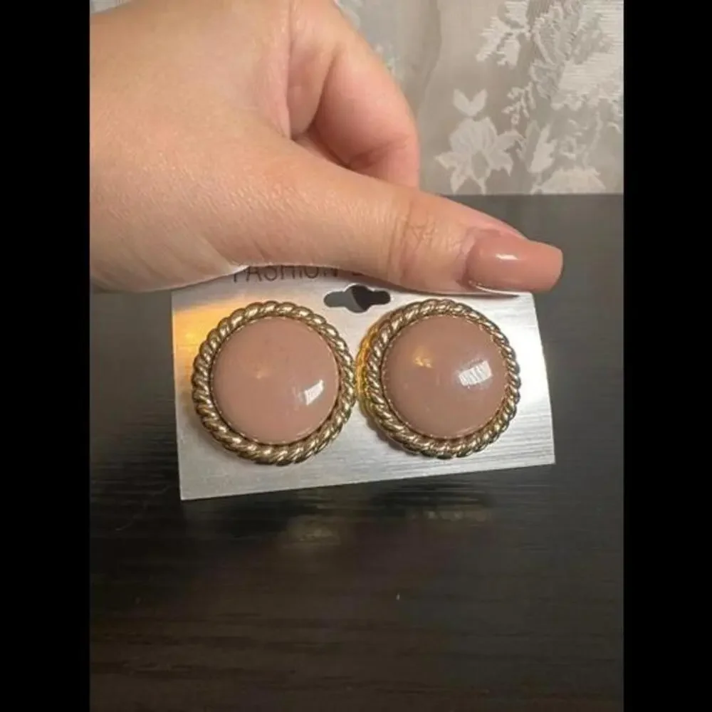 Vintage Beige and Gold-Tone Statement Clip-On Earrings